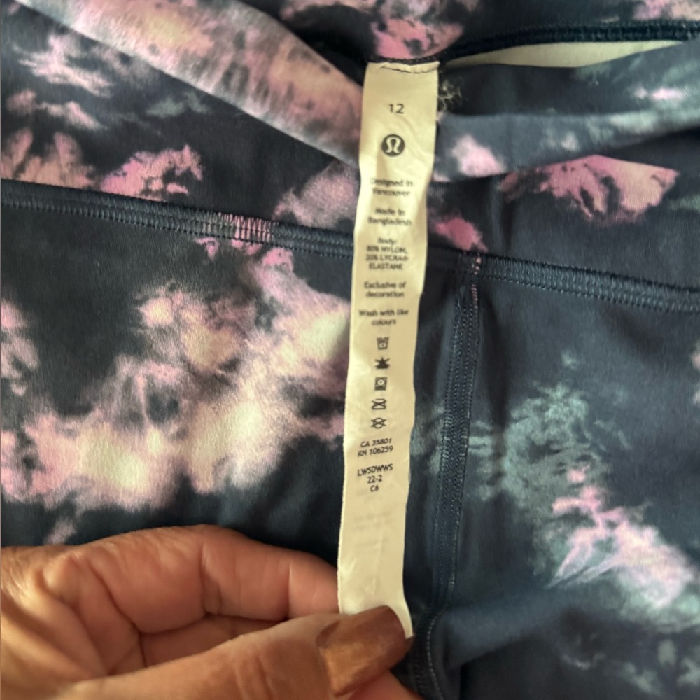Lululemon Athletica Tie-Dye Leggings in Blue and Pink